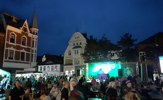 Innenstadtfest bei Nacht